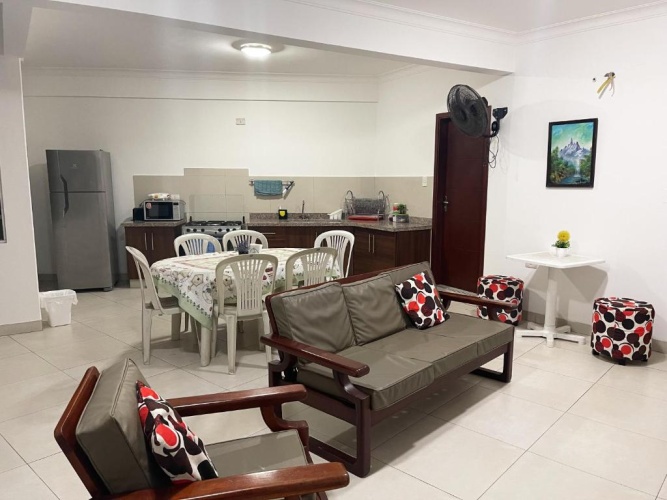 3 Bedrooms Apartment