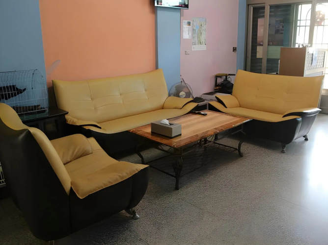 16 Alley Hostel