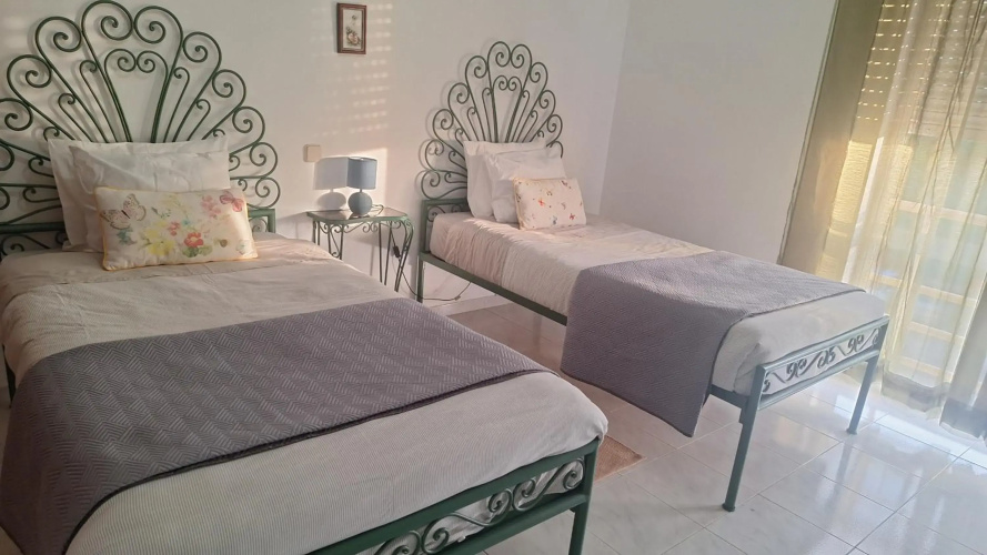 Porto de Mós Apartment