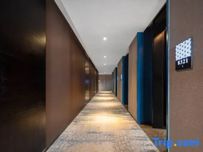 Mehood Lestie  Hotel