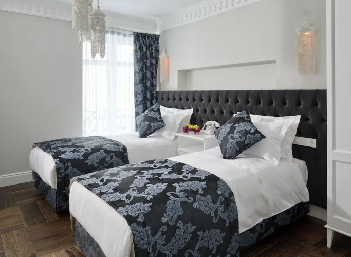 Next House Pera Hotel