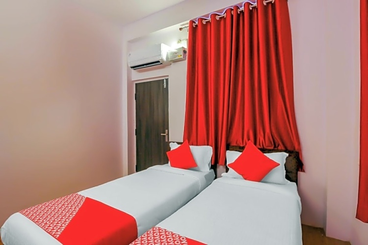 Classic Triple room