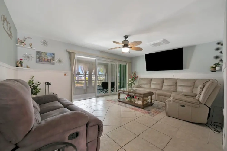 Fort Myers Waterfront Boat House