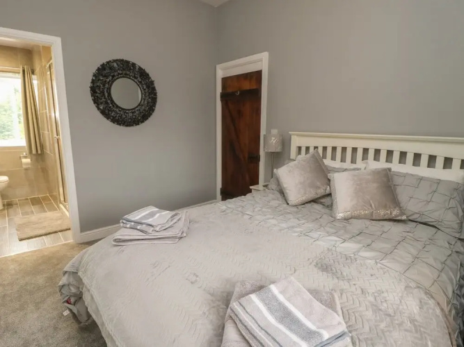 Hill Top Cottage