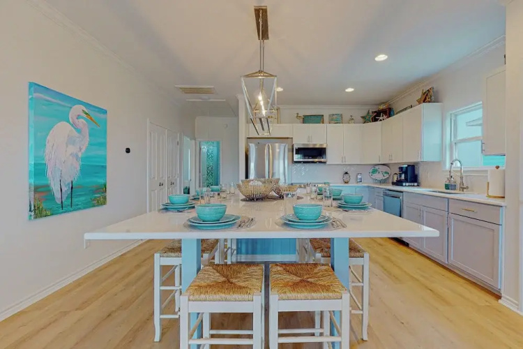 Steps to Beach: Pet-friendly Crystal Beach Home