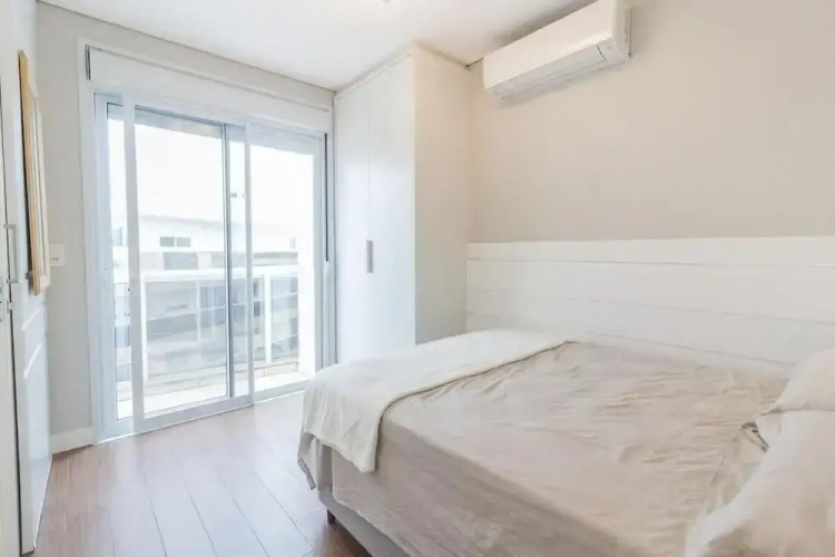 Excelente Cobertura Jurerê com Jacuzzi
