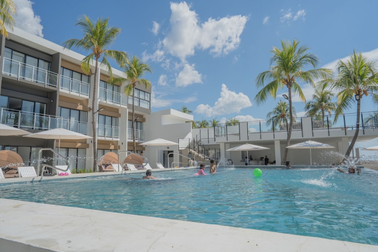 Coco Blue Resort