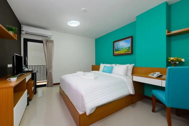 Standard room with balcony