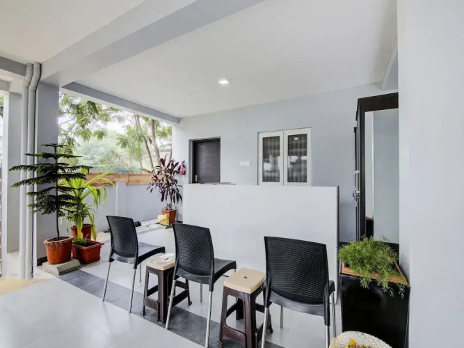 OYO Flagship 24147 Royal Stay