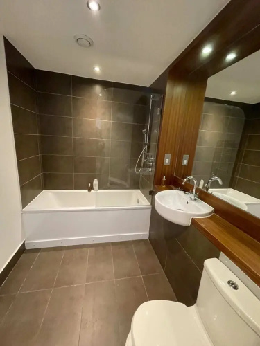 Peaceful 1BD Flat With Balcony - Bethnal Green