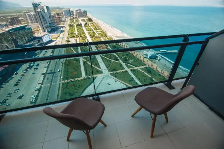 32-18 Sea View Beach Tower