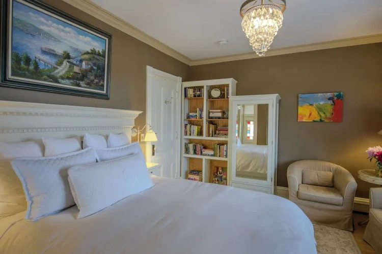 Superior Single room with lake view