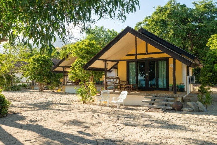 Standard room with sunrise view