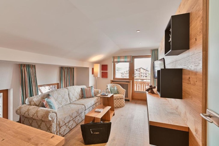 1 Bedroom Suite