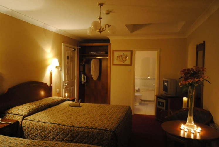 Abbey Lodge