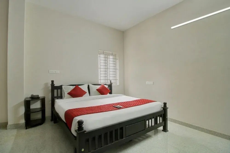Hotel H2B By OYO Rooms