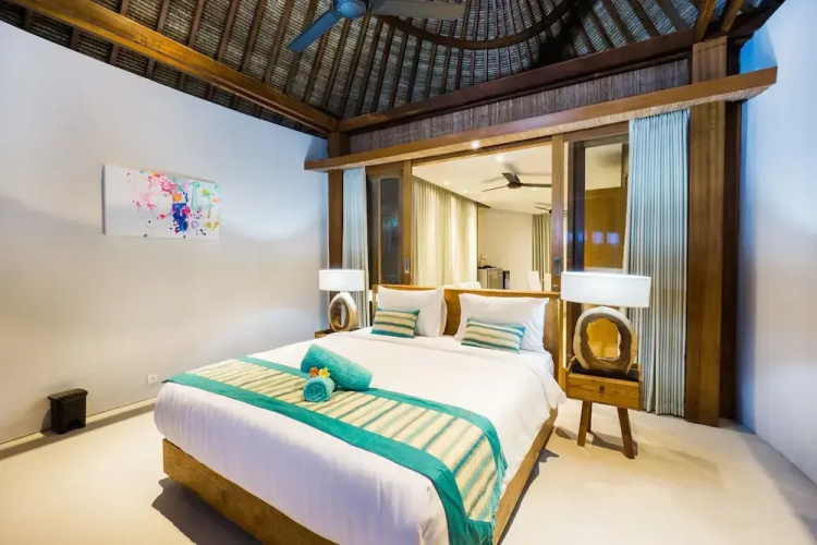 C-View Villas