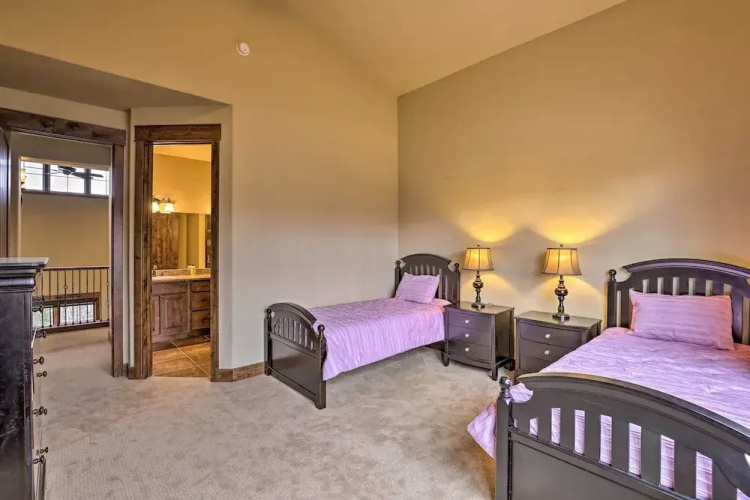 Luxurious Fraser Townhome w/ Private Hot Tub!
