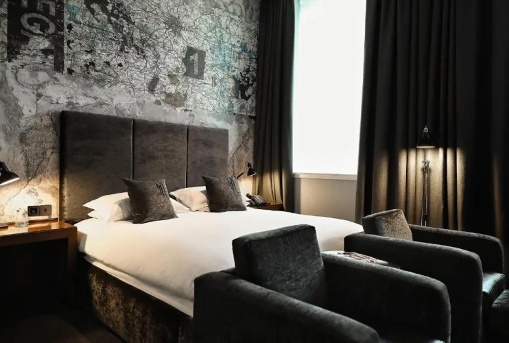 Standard Twin Club room