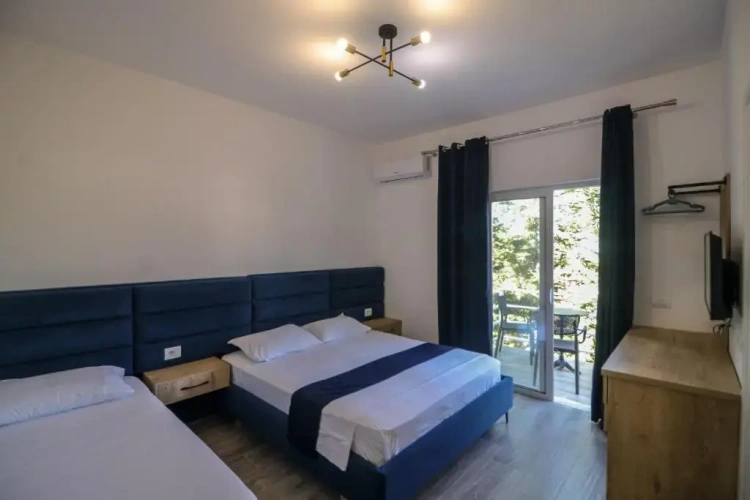 Deluxe Triple room