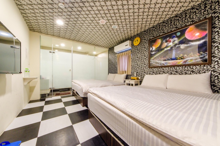 Standard Quadruple room