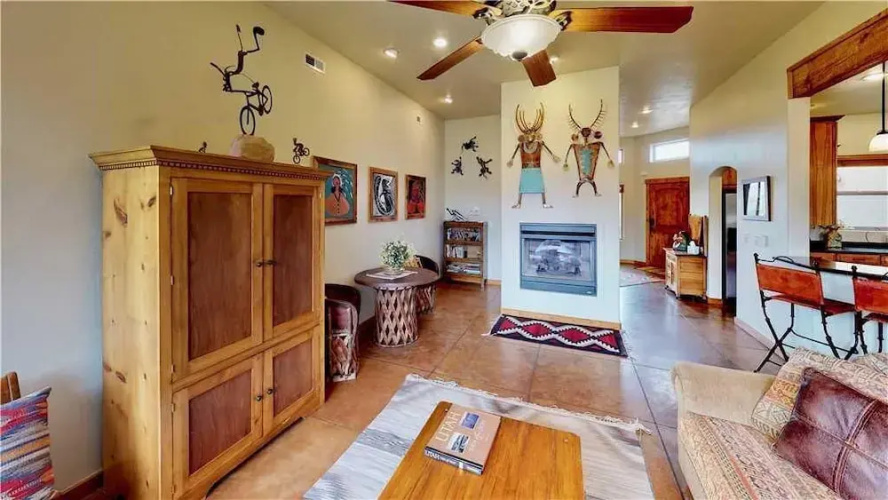 Moab House ~ Arena Roja 3417