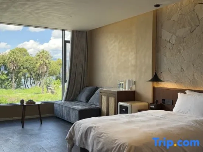 Deluxe Twin Suite with sea view