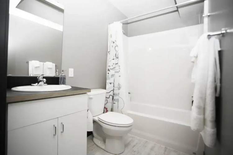 Madison Cap Hill Condos by Barsala