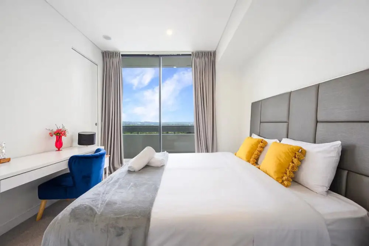 Metawisebnb Executive 2-bedroom Stadium View Apartment W Parking