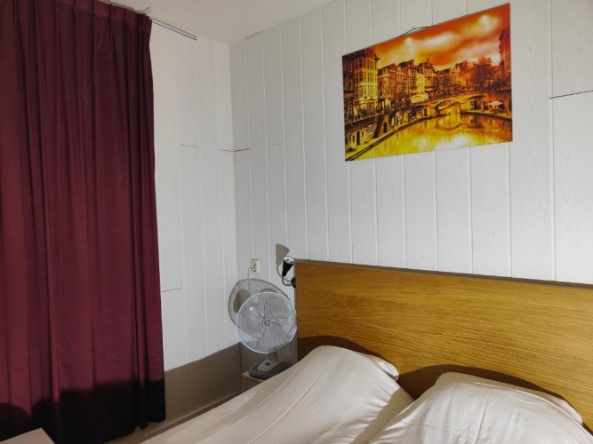 Economy Twin room