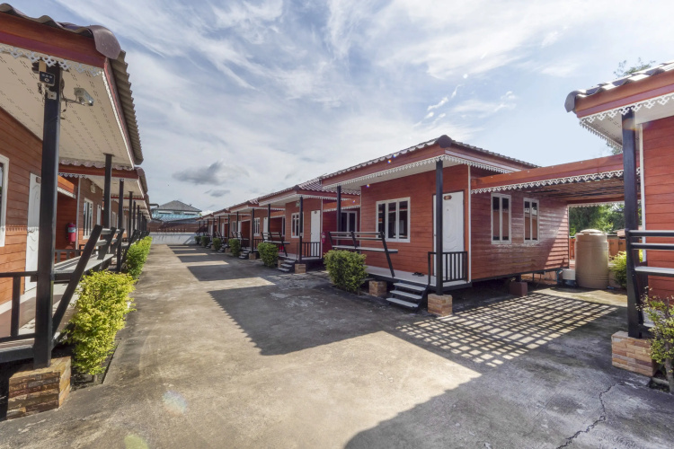 OYO 1166 Train Way Resort