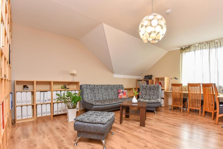 2 Bedrooms Penthouse Apartment