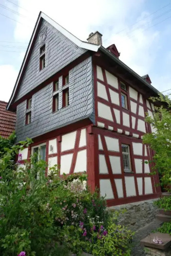 Ancient frame house — фото 4