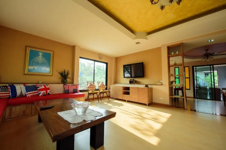 3 Bedrooms Villa
