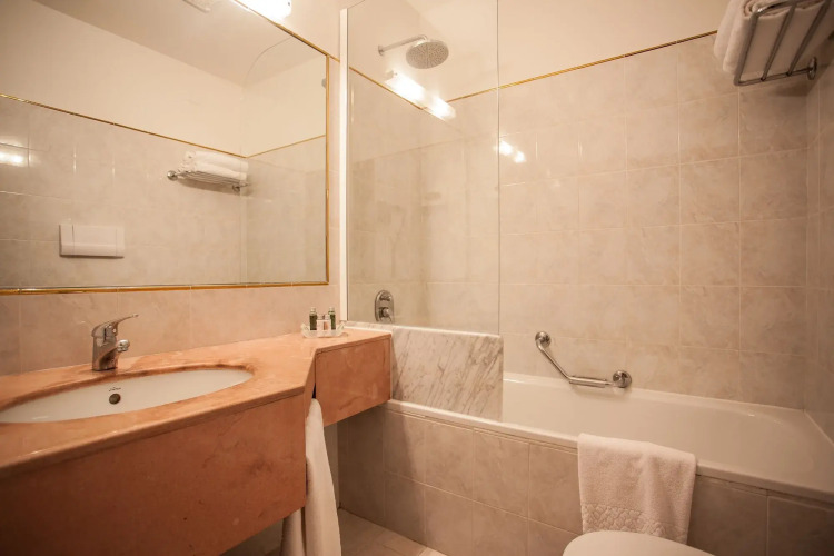 Hotel Terre Di CasoleOver view