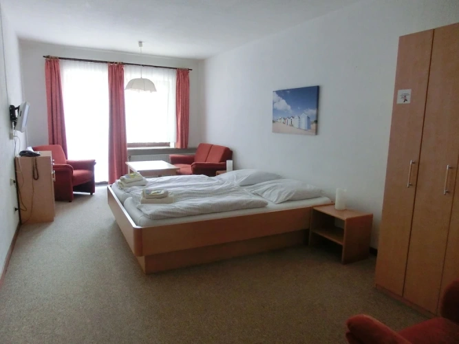 Family Apartment with garden view