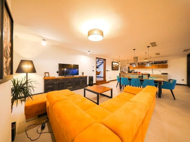 3 Bedrooms Superior Villa with pool view