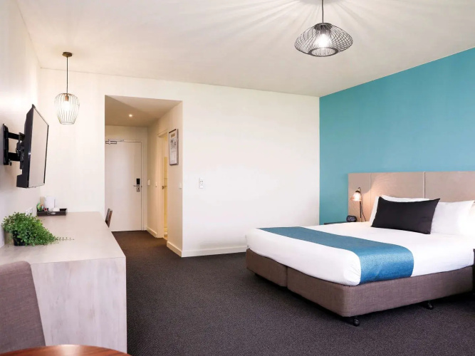 Mantra Melbourne Melton