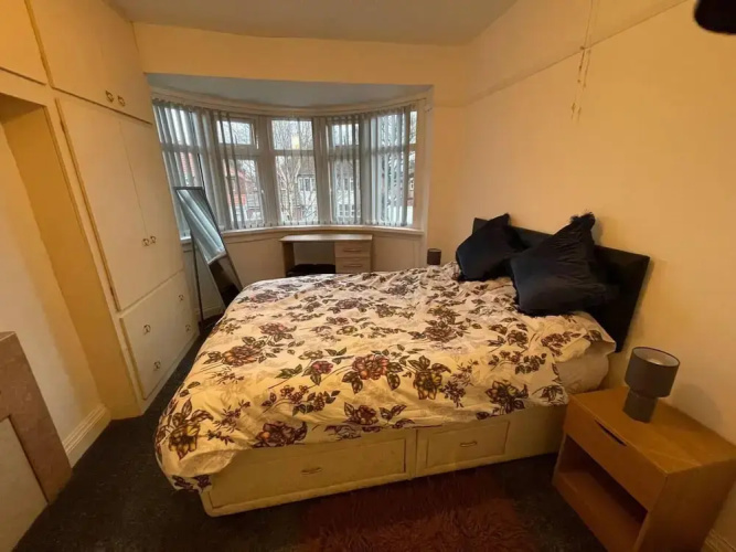 3-bed House - Sleeps 5 With Free Parking