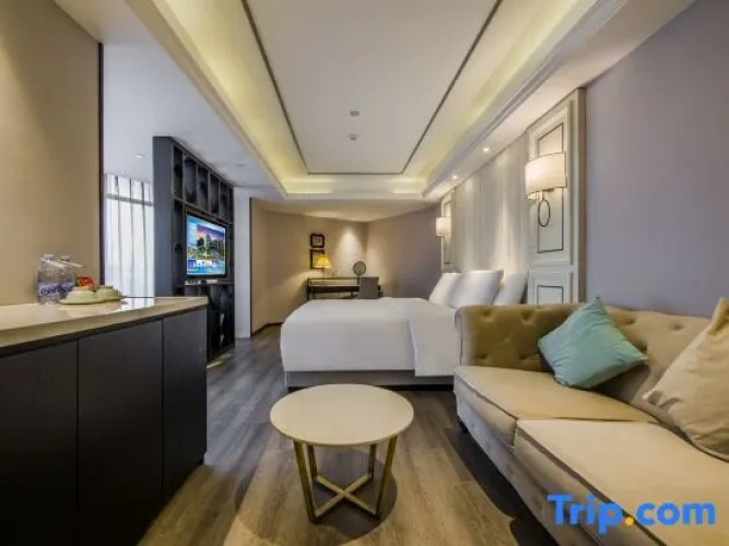 Premier Suite