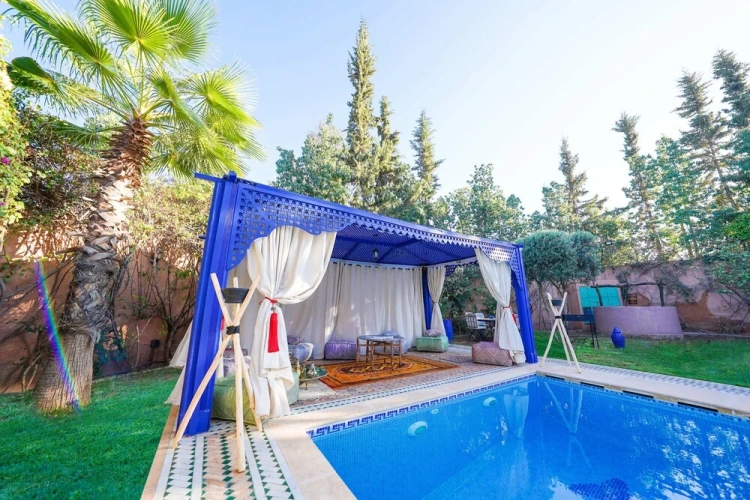 4 Bedrooms Villa