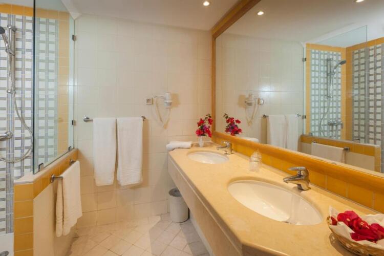 Thabraca Thalasso & Diving Over view