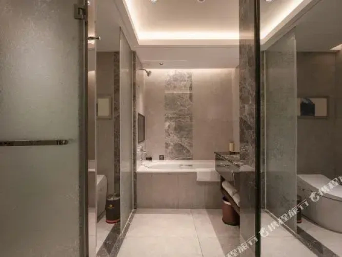 Business Double Suite