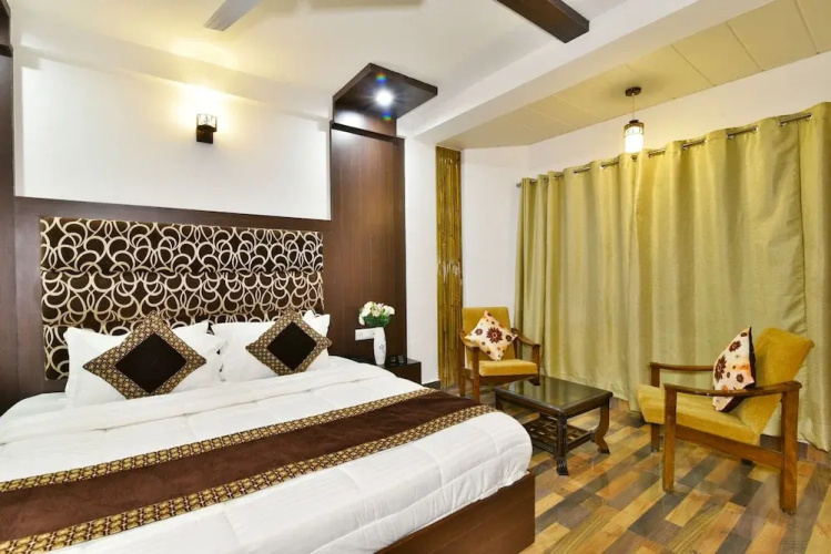Kapoor Resort by DLS Hotels