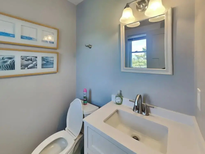 Kirk's Mema's Beach by Topsail Realty
