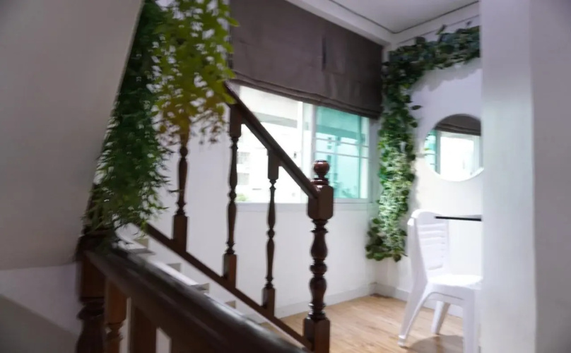 Life Hostel