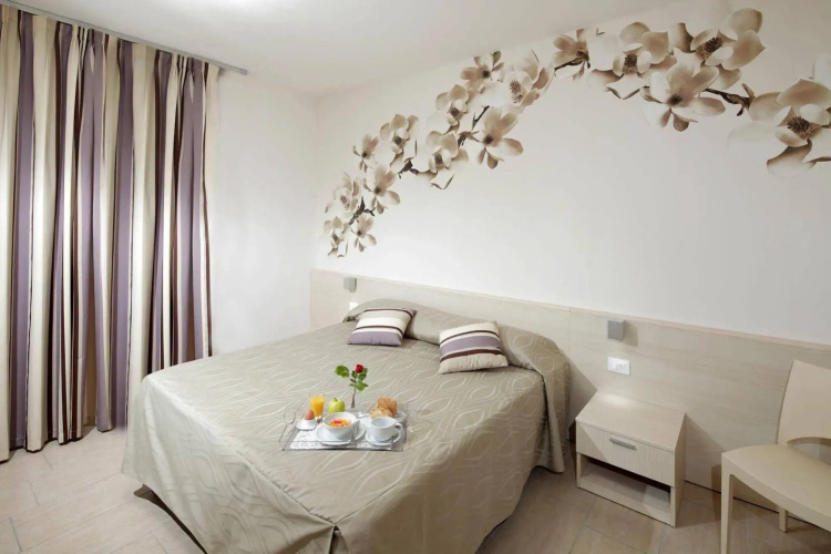 Hotel Alex