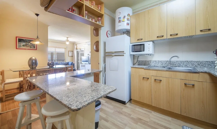 2 Bedrooms Apartment