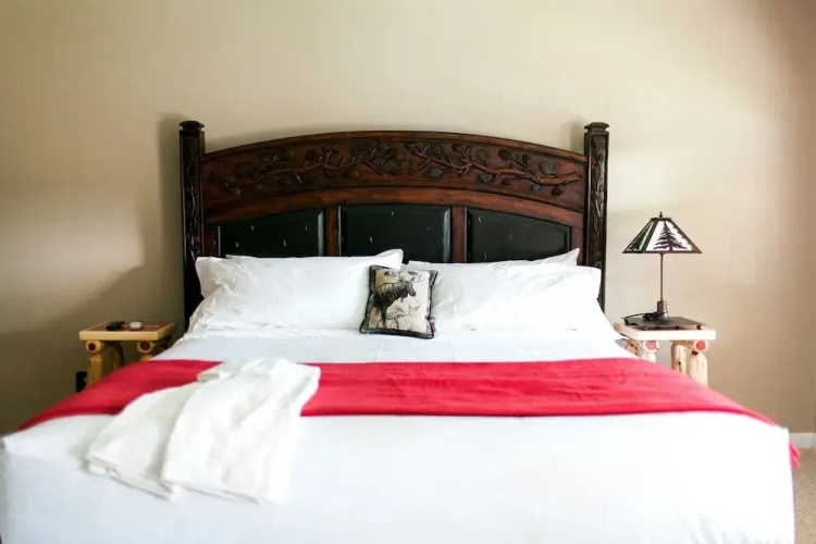 The North Woods Inn & Resort
