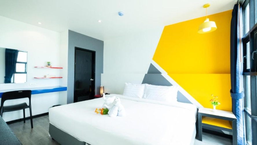 Standard Twin room with mountain view